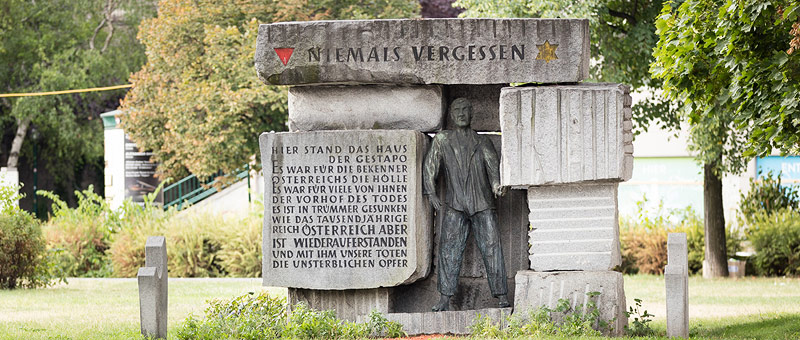 Mahnmal am Morzinplatz - Rundgang "Wir" und die "Anderen" - denk mal wien Header Mahnmal am Morzinplatz